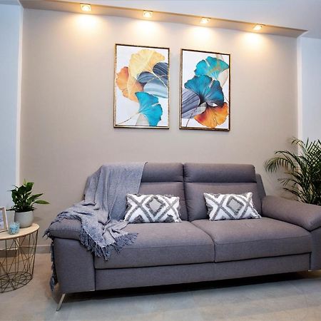 Honeycomb Designer Apartment St. Paul's Bay Exterior photo